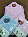 New born baby bath towel with hoodied. 