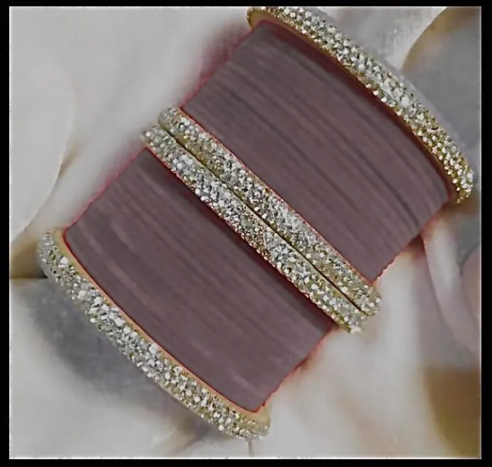 Pack%20of%202%20velvet%20churiyan%20-%20ladies%20bangles%20set%2024%20piece%20of%20velvet%20churiya%204%20piece%20of%20rinestone%20churiya%20luxury%20set%20beat%20for%20wearing%20-%20Image%204