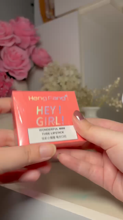 Heng Fang 4 Pcs Hey Girl Wonder Tube Lipstick Set 9103