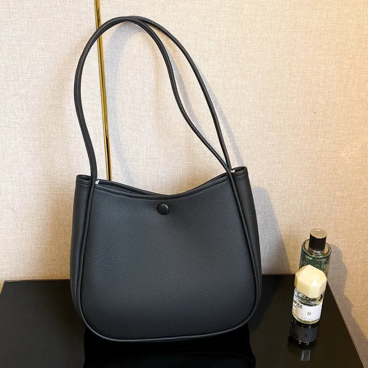 Bag%20for%20women%202024%20new%20trendy%20Korean%20version%20versatile%20shoulder%20bag%20large%20capacity%20women's%20bag%20armpit%20bag%20summer%20niche%20tote%20bag%20-%20Image%203