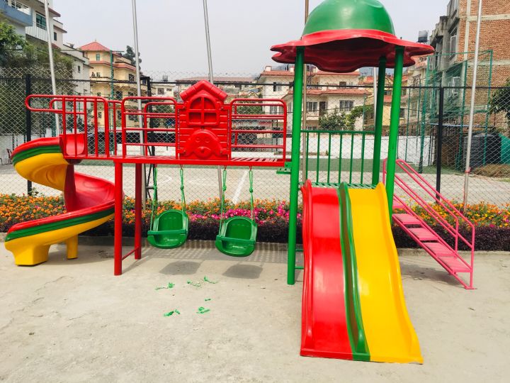 Small%20PlayStation%20Slide%20Swing%20Set%20For%20kids%20Play%20And%20Fun%20At%20Montessori,%20Schools,%20Parks%20,%20Home%20.%20-%20Image%203