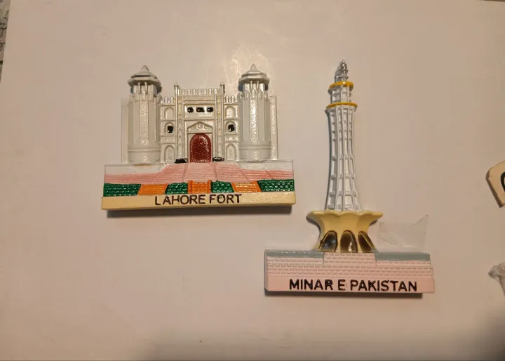 bottle%20opener,%20fridge%20magnet,%20Minar%20Pakistan,%20Shahi%20Qilla,%20Rickshaw,%20Truck,%20Fry%20Pan,%20Fruit%20Tray,%20Bottle%20crate,%20Fruit%20basket,%20Flower%20basket,%20Bottle%20magnet%20sprite%20coke%20fanta%20bottle%20-%20Image%204