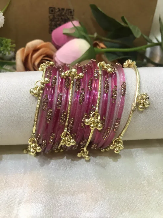 Jewels%20Of%20Nepal%20Viral%20Kashmiri%20Chura%20sets%2012pcs%20Glass%20Bangle%20&4%20pcs%20Metal%20kashmiri%20Bangle%20For%20Women%20-%20Image%202