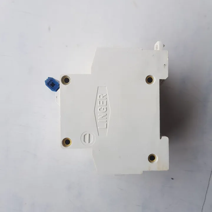 Bentex%20Linger%2063%20Amp%20TP%20MCB%203%20Pole%20Isolator%20C%20Series%20Original%20For%203%20Phase%20-%20Image%202