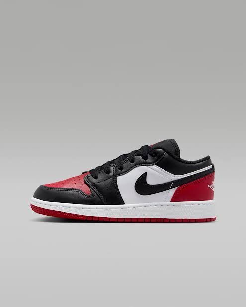 NIKE AIR JORDAN