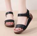 Sandals for Women, Summer Soft-Soled Kitchen Shoes, Women's Waterproof Non-Slip Thick-Soled Mom Shoes, Outdoor Chef Roman Women's Shoes. 