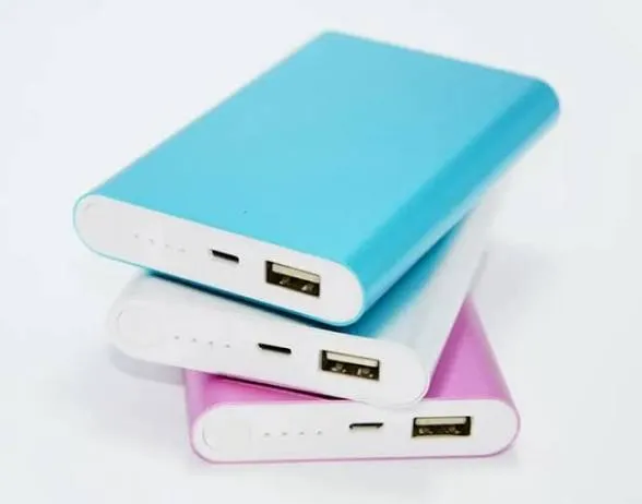 Power%20Bank%204000%20mah%20Ultra%20Slim%20Card%20Size%20Pockit%20Mobile%20Power%20Gift%20Korian%20Quality%20-%20Image%203