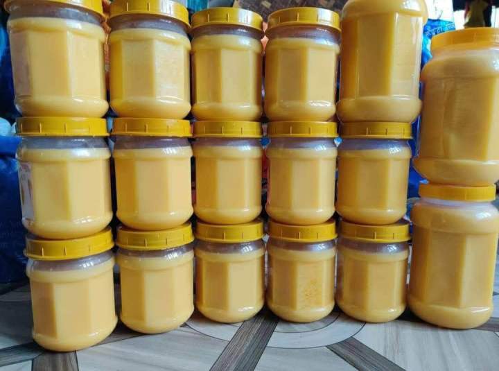 100%25%20Pure%20Yak%20Ghee%20-%20Image%203