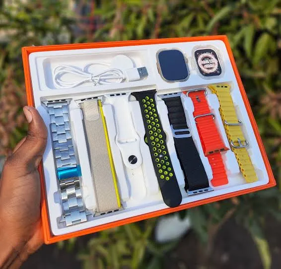 S100%20Ultra%202%20Calling%20Smartwatch%20For%20Smart%20and%20Phones%20Users%20With%20Multifunction%20For%20Daily%20Works%20To%20Do%20As%20A%20Smart%20User%20And%20To%20Do%20Faster%20And%20Easier.%20-%20Image%204