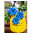 Metal Flower Garden Vases Wall Decor Outdoor Fence Art Patio Sculptures Hanging Decorations for Patio and Garden.