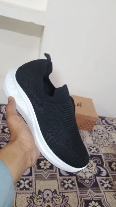 shoes%20for%20Men%20and%20Boys%20%7CBest%20Skechers%20%7CComfortable%20and%20Soft%20for%20Walking%20-%20Image%204