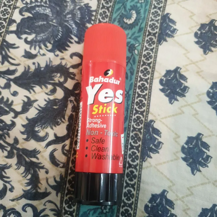 Glue Stick by Yes 35 Grams quantity