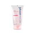 International Johnsons Face Care Daily Essentials Refreshing Gel Wash (150ml).