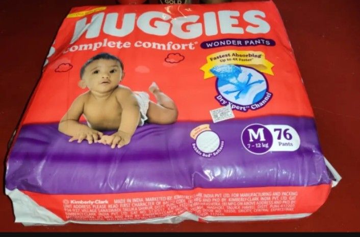 Huggies%20Complete%20Comport%20Baby%20Daipers%20Pant%20M%20Size%2038/50/76%20Pieces%20-%20Image%203