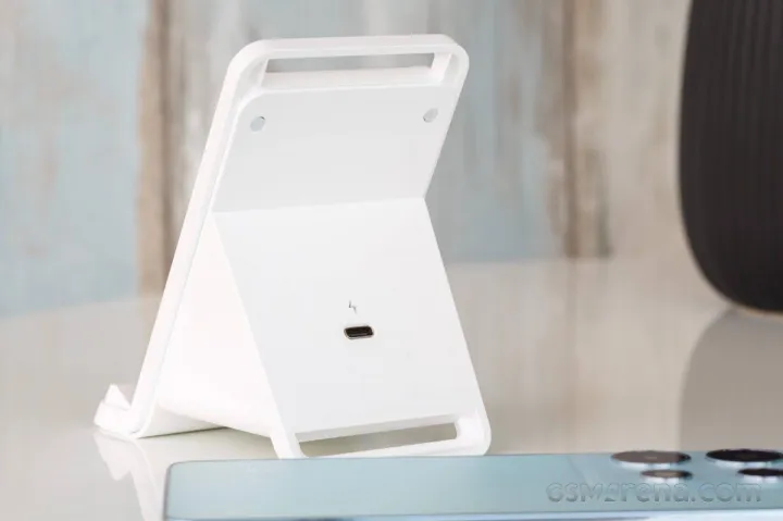 Infinix%2050W%20Air%20Cooled%20Wireless%20Charger%20-%20Image%205