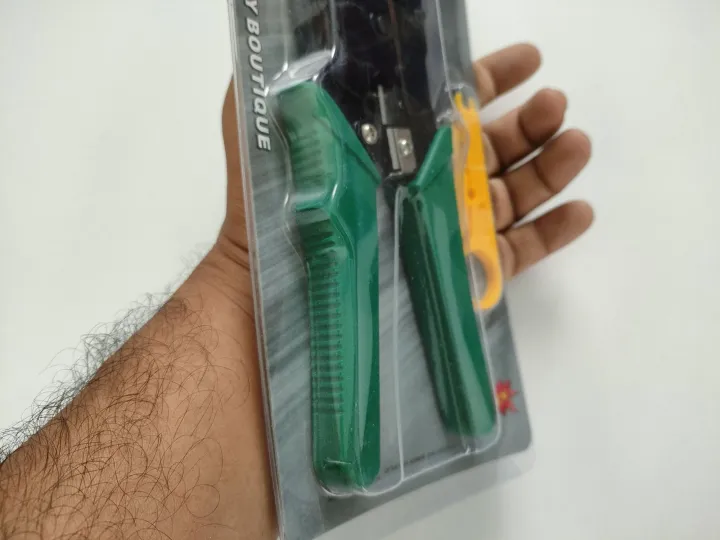 RJ45%203%20in%201%20Network%20LAN%20Ethernet%20Cable%20Crimping%20Crimper%20Cutter%20Multifunctional%20Networking%20Tool%20Set%20Repair%20Kit%20Portable%20Crimper%20Wire%20crimper%20Plier%208P8C%206P6C%204P4C%20Poles%20Cat5%20Cat6%20Cat7%20modular%20connectors%20-%20Image%204