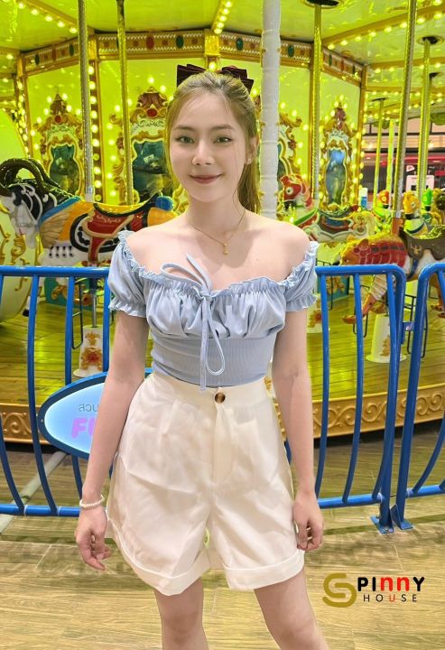 %F0%9F%8C%88Spinny%20House%F0%9F%8C%88Off%20shoulder%20lace%20up%20top%F0%9F%92%93Doll%20sleeve,%20open%20shoulder,%20this%20model%20is%20slit%20fabric.%F0%9F%98%80B02%20trench%20-%20Image%202