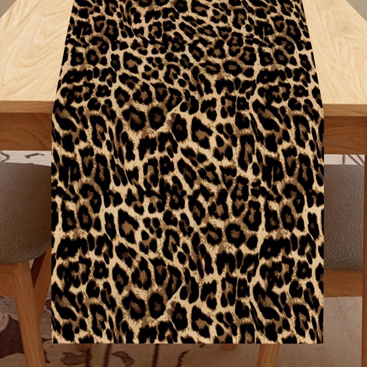VIKAMA%20Luxurious%20Leopard%20Print%20Table%20Flag%20Kitchen%20Farmhouse%20Decoration%20Family%20Gathering%20Table%20Decoration%20Table%20Runner%20-%20Image%203