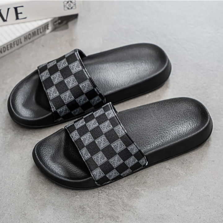 Summer%20Checkerboard%20Checkered%20Color-blocking%20Fashionable%20and%20Durable%20Soft-soled%20One-step%20Comfortable%20Men's%20Flip-flops%20-%20Image%205