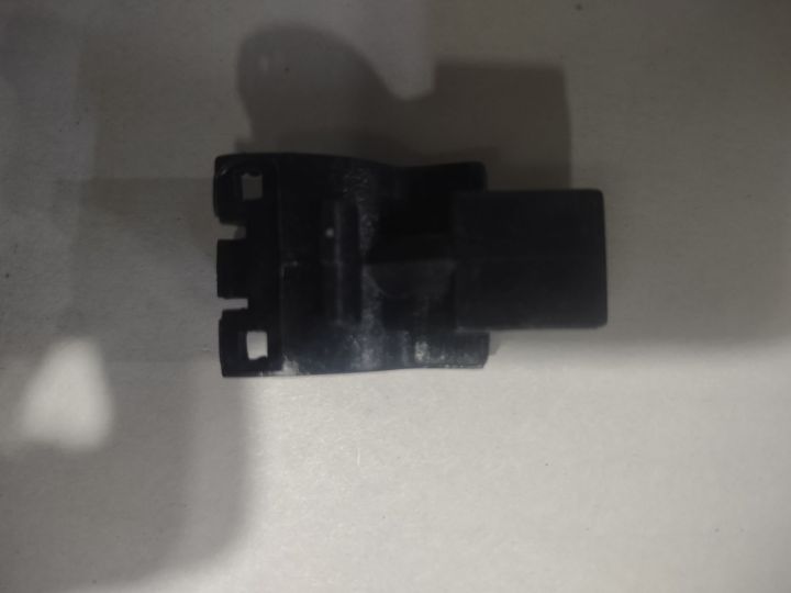 wiper%20nozzle%20TOYOTA%20COROLLA%202009-2023%201pes%20-%20Image%204
