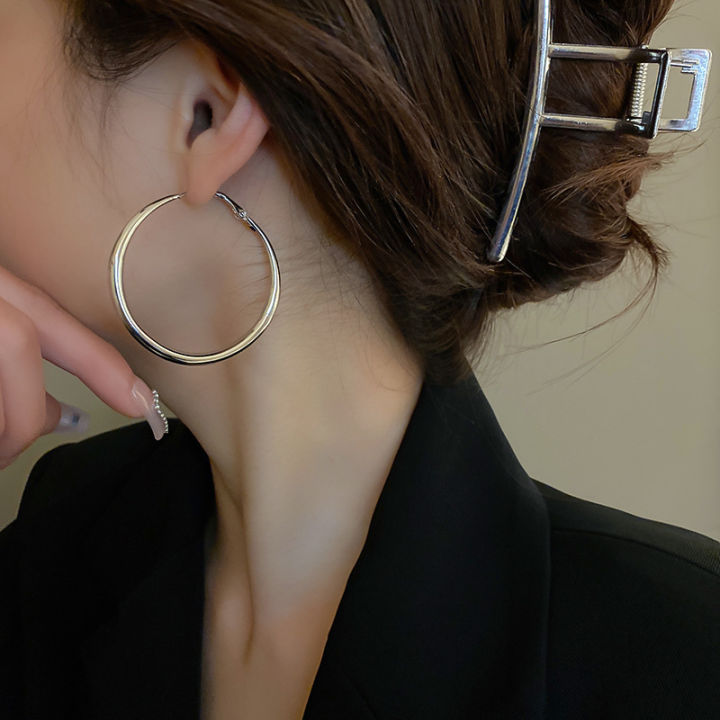 New%20Big%20Circle%20Hoop%20Earrings%20for%20Women%20Trendy%20Exaggerated%20Silver%20Gold%20Color%20Metal%20Geometric%20Smooth%20Round%20Earring%20Jewelry%20-%20Image%207
