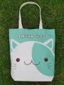Felis Linn chic green cat pattern raw cloth bag. 