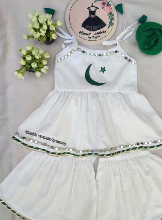 stylish dress for independence Day for girls |  unique style  for 14 august wear