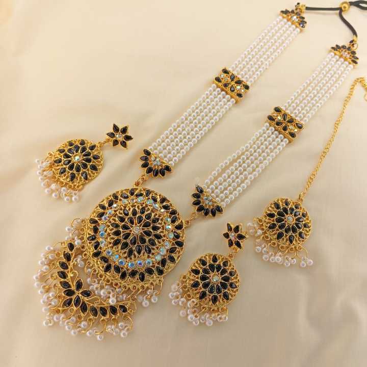 Sheta Women's Necklace Jewelry Accessory