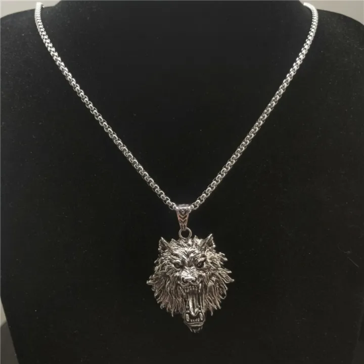 New%20Retro%20Trend%20Necklace%20Hip%20Hop%20Rock%20Raging%20Wolf%20Head%20Pendant%20Necklace%20Tide%20Fashion%20Domineering%20Men's%20Necklace%20%20Accessories%20-%20Image%202