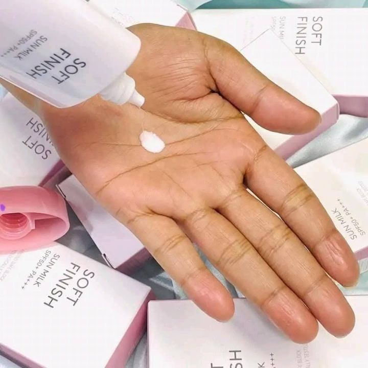 Missha%20Sunscreen%20Soft%20Finish%20%F0%9D%90%92%F0%9D%90%8F%F0%9D%90%85%F0%9D%9F%93%F0%9D%9F%8E+%F0%9D%90%8F%F0%9D%90%80++++%F0%9D%90%8C%F0%9D%90%9A%F0%9D%90%9D%F0%9D%90%9E%20%F0%9D%90%A2%F0%9D%90%A7%20%F0%9D%90%8A%F0%9D%90%8E%F0%9D%90%91%F0%9D%90%84%F0%9D%90%80%20-%20Image%203