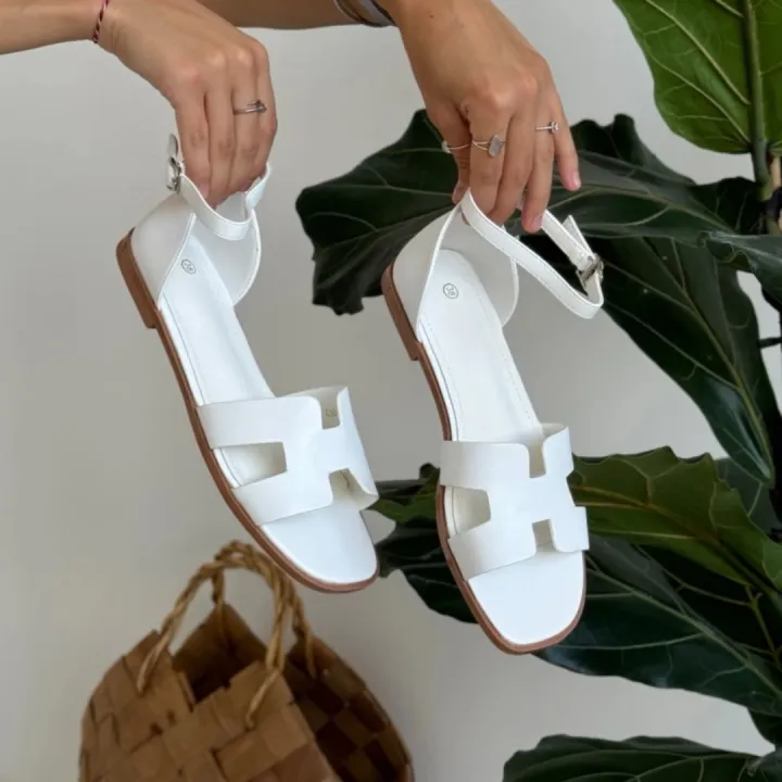 Women's%20Flat%20Sandal%20Casual%20Comfortable%20Footwear%20Fashion%20Footwear%20Open%20Toe%20Slip-On%20Sandals%20-%20Image%204