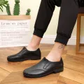 🚚🚚Instant shipping warehouse in Thailand men adult waterproof fashion non-slip waterproof short shoes labor insurance work shoes men's water shoes overshoes. 