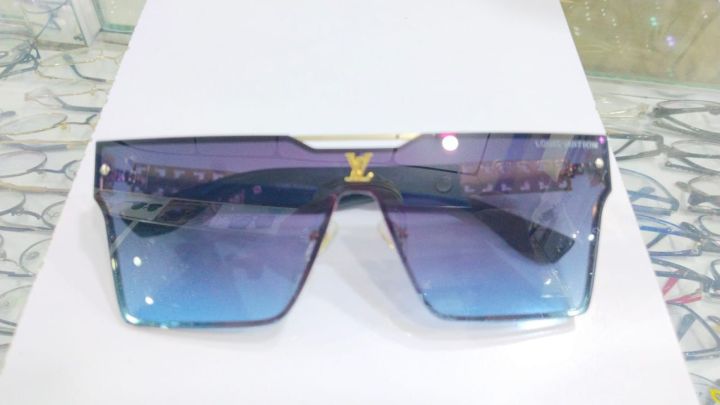 Louis Vuitton Original sunglasses for men