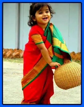 printed%20saree%20for%20baby%20girl%20(2-5)%20years%20multicolor/baby%20girl%20Gaya%20holuder%20sari%20-%20Image%205