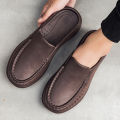 Men chef shoes casual loafers waterproof and oil-proof kitchen work slip-on men shoes outdoor non-slip beach slippers large size. 