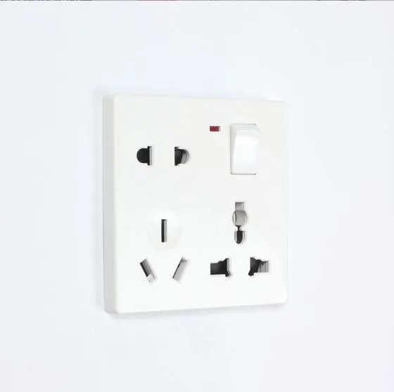 Electric%206%20Pin%20Multi%20Socket%20with%20Indicator%20-%20Image%204