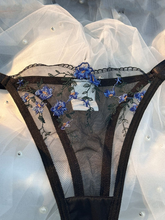 Ladies%20Classic%20Black%20Blue%20Floral%20Print%20Ultra-Thin%20Bra%20And%20Panties%20Set%20Elegant%20Underwear%20Combo%20for%20Women%20-%20Image%203