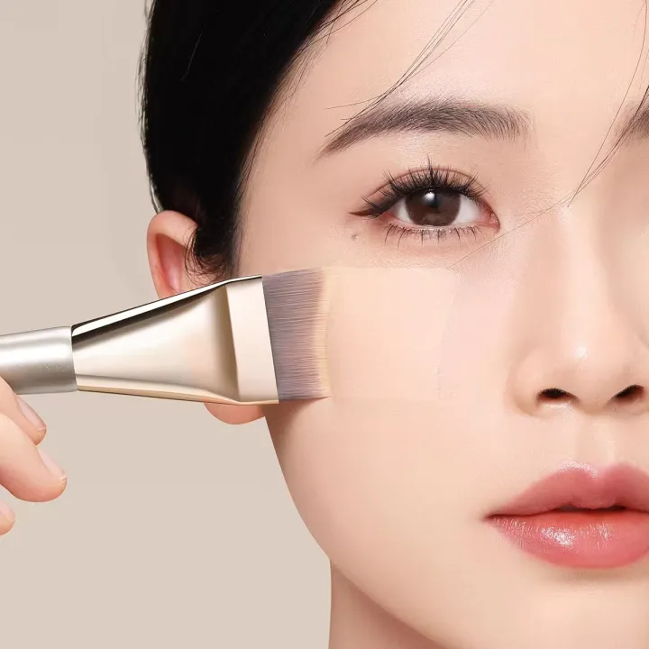 2PCS%20Ultra-thin%20one-line%20foundation%20brush,%20crescent-shaped%20mask%20brush,%20fluffy%20soft%20bristle%20professional%20beauty%20tool%20set%20-%20Image%203