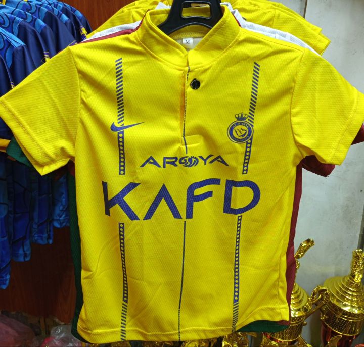 ALNASSR%20YELLOW%20FOOTBALL%20JERSEY%20-%20Image%205