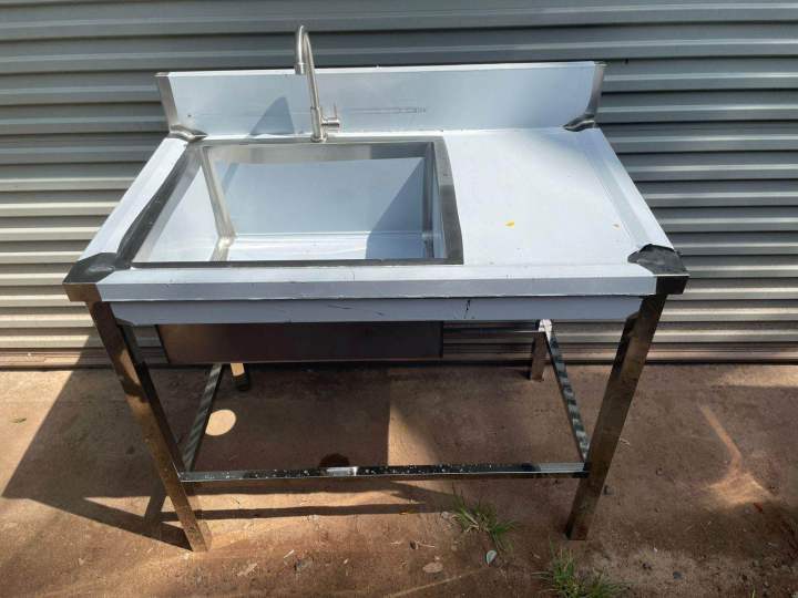 Hotel%20Sink%20304%20Stainless%20Steel%20-%20Image%202