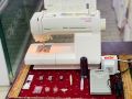 Singer rumina 3000 sewing machine. 