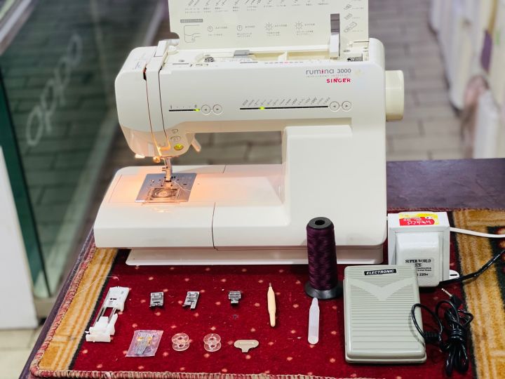 Singer rumina 3000 sewing machine