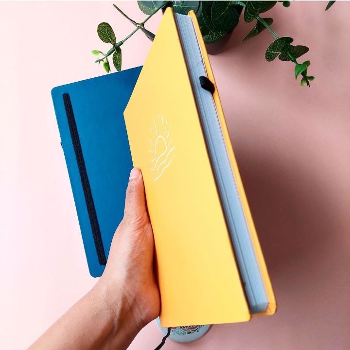Moon%20or%20Sun%20Lined%20Journal%20Notebook%20Diary%20-%20Blue%20and%20Yellow%20A5%20Hardcover%20Notebooks%20-%20Image%205