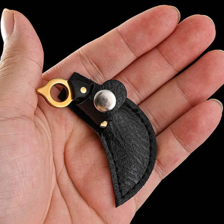 Mini%20e%20Keychain%20Pocket%20e%20Outdoor%20Camping%20Tactical%20Survival%20Portable%20e%20Peeler%20Fixed%20Blade%20Multi%20EDC%20Tool%20-%20Image%203