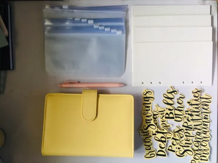 Budget%20planner%20notebook%20Cash%20Organizer%20book%20-%20Image%206