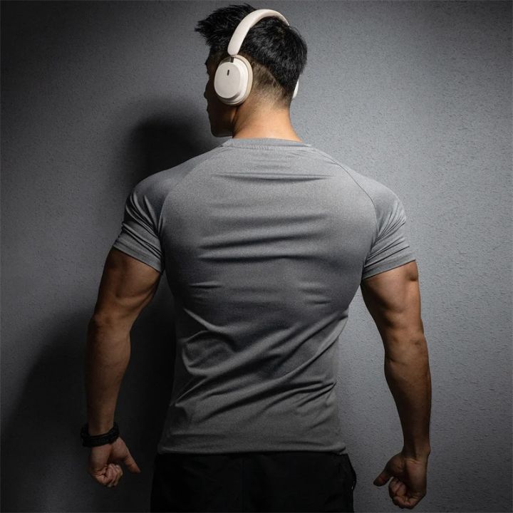 2026%20New%20Running%20Men's%20T-Shirt%20Sports%20Leisure%20Gym%20Exercise%20Training%20T-Shirt%20Elastic%20Quick%20Drying%20Short%20Sleeve%20T-Shirt%20Men%20Tops%20-%20Image%206