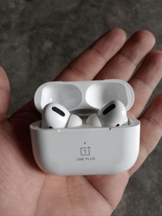 Airpods%20Pro%20Wireless%20Bluetooth%20Connected%20TWS%20-%20Premium%20Quality%20-%20Image%204