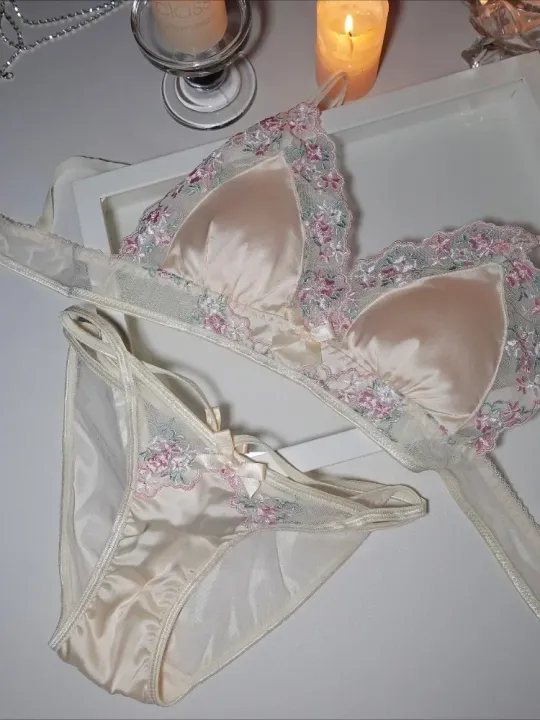 MOYISU%20Luxury%20Chinese%20Style%20Pure%20Desire%20Girl%20Bra%20Thin%20Triangle%20Cup%20Purple%20Embroidery%20Light%20Luxury%20Silk%20%20Lace%20Underwear%20Set%20-%20Image%203