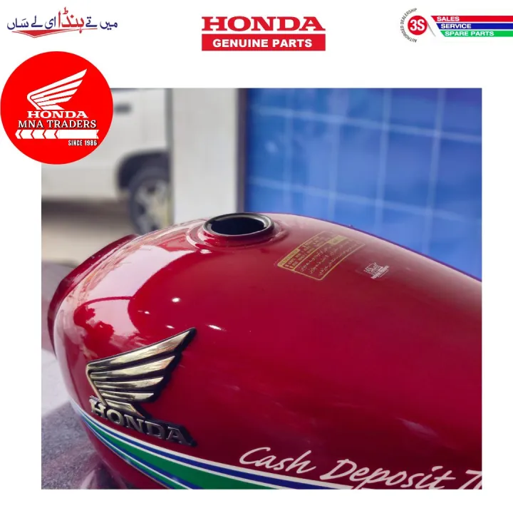 Genuine%20Fuel%20tank%20for%20Honda%20CD70%202013%20-%20Image%203