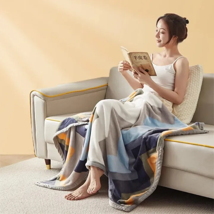 Extra%20Soft%20Flannel%20Blanket%20Thickened%20Nap%20Air%20Conditioning%20Blanket%20-%20Image%203